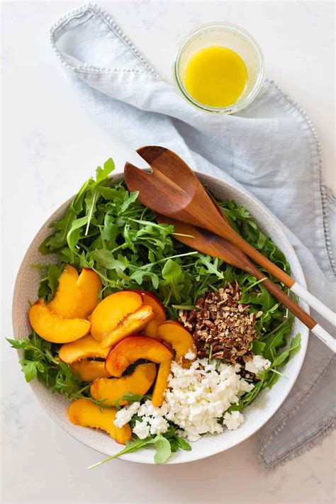 nectarine-arugula-salad-green-healthy-cooking image