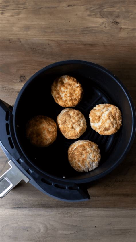 how-to-cook-air-fryer-cheddar-biscuits-just-an-airfryer image