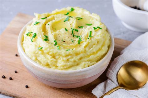 mashed-potatoes-should-you-peel-your-potatoes image