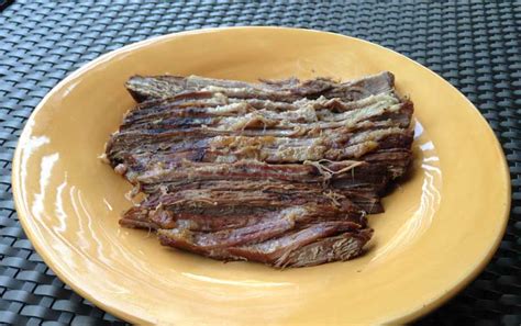 sweet-and-sour-brisket-jewish-food-experience image