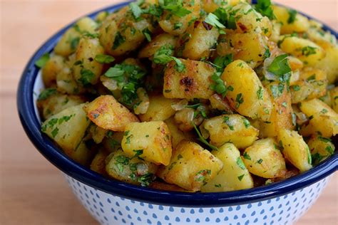 recipe-french-sauted-potatoes-with-parsley-shallots image