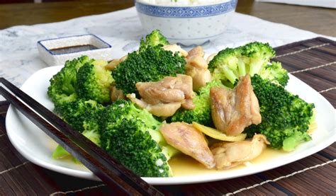 chicken-and-broccoli-stir-fry-recipe-in-4-simple-steps image
