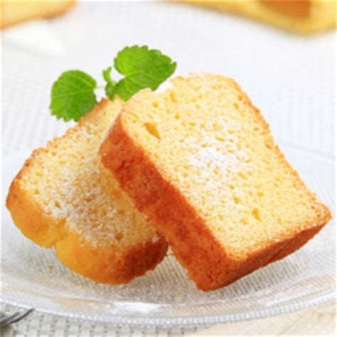 whats-the-difference-sponge-cake-pound-cake-gateau image