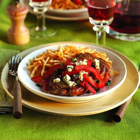 french-bistro-steak-tomatoes-recipe-chatelainecom image