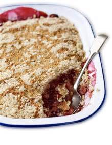recipes-apple-and-raspberry-crumble-stute-foods image