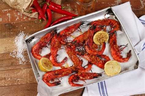 barbecued-piri-piri-prawns-spanish-prawn image
