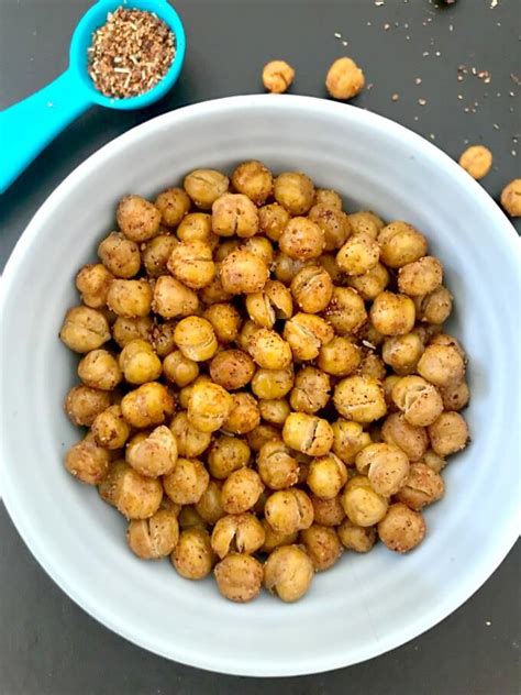 spicy-crunchy-roasted-chickpeas-my-gorgeous image