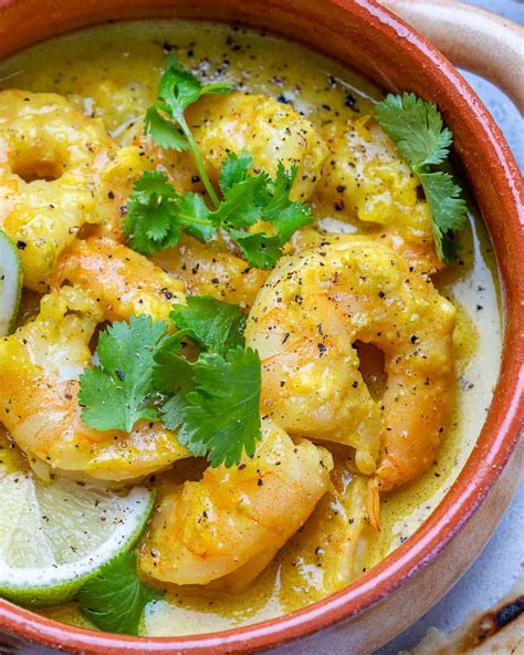 shrimp-green-curry-healthy-fitness-meals image