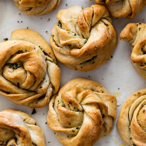 swirly-garlic-rolls-simply-delicious image