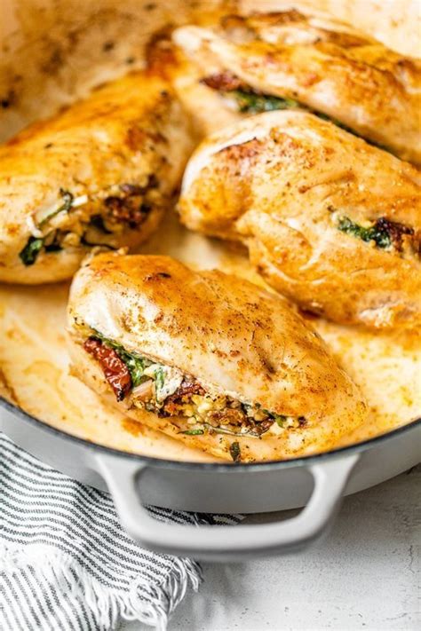 spinach-stuffed-chicken-breast-with-tomato-and-feta image