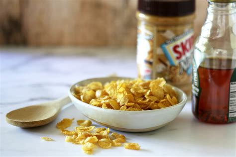 easy-peanut-butter-and-cornflake-candy image