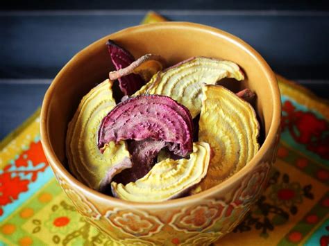 how-to-dehydrate-beets-beet-chips-its-a-lovelove image