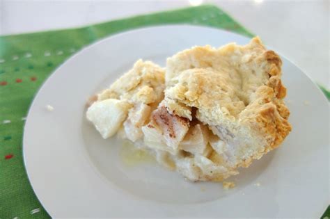 fresh-pear-pie-recipe-girl image