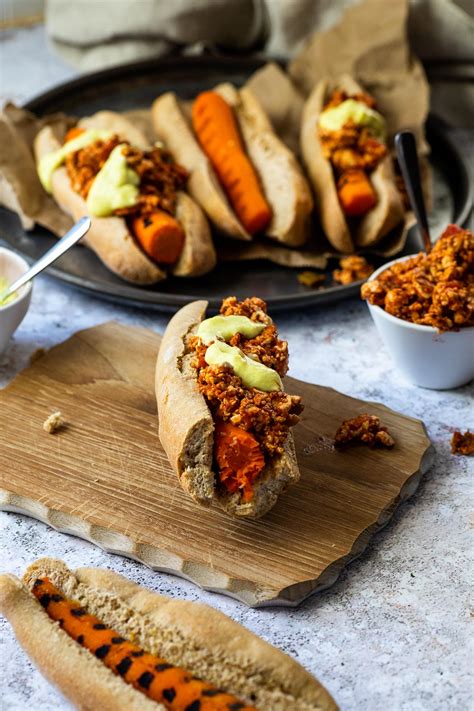 vegan-chili-cheese-dogs-quick-easy-ve-eat-cook image