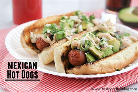 25-hot-dogs-that-went-above-and-beyond-tasty image