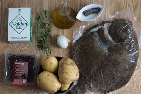 rombo-al-forno-con-patate-roast-turbot-with-potatoes image