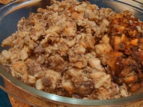 homemade-giblet-stuffing-for-turkey-or-chicken image