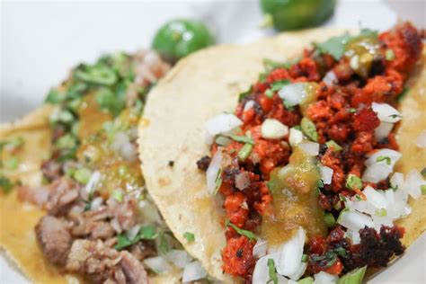 mexican-longaniza-sausage-tacos-the-discoveries-of image
