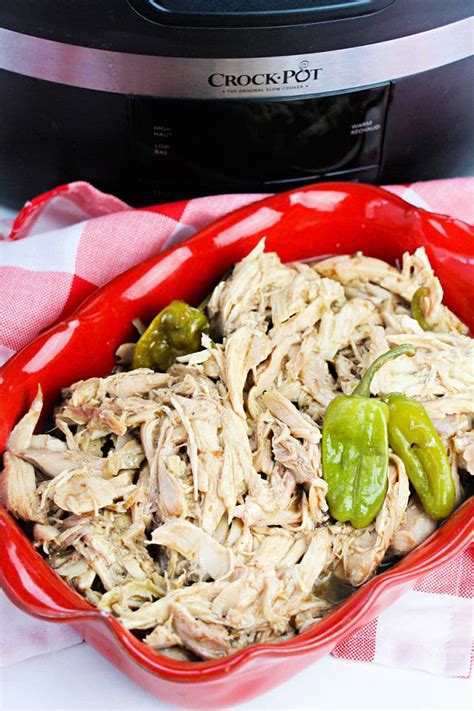 pepperoncini-chicken-slow-cooker-peperoncini-chicken image