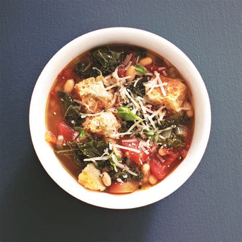 easy-hearty-tuscan-soup-recipe-chatelaine image