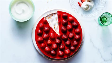 retro-strawberries-and-cream-pretzel-tart image