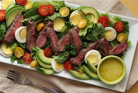 paleo-steak-salad-with-creamy-garlic-vinaigrette image