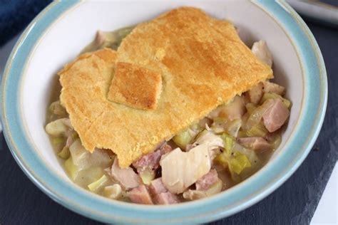 chicken-ham-and-leek-pie-gavs-kitchen image