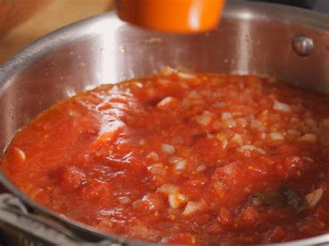 how-to-make-a-basic-tomato-sauce-food-network image