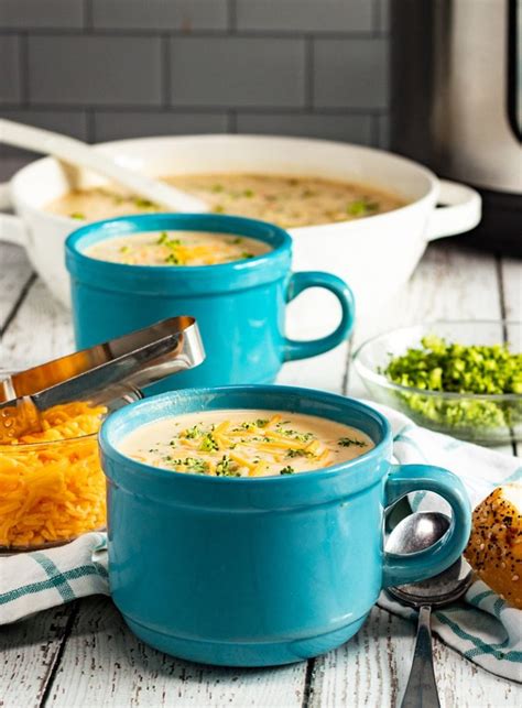 broccoli-cheese-soup-instant-pot-recipe-step-by-step image