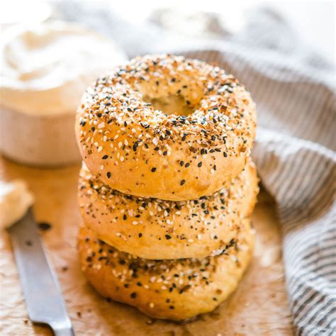 easy-homemade-everything-bagels-the-busy-baker image