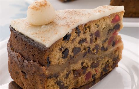 simnel-cake-what-is-it-and-whats-the-story-behind-it image