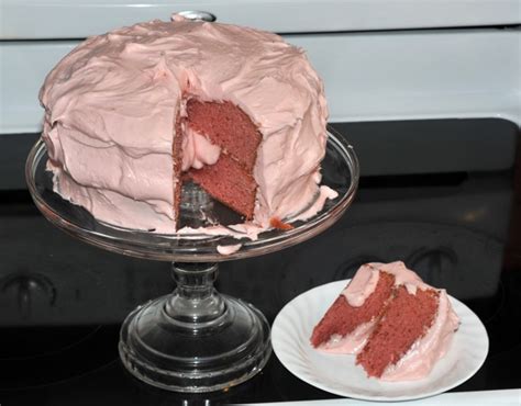strawberry-preserve-cake-ruths-food image