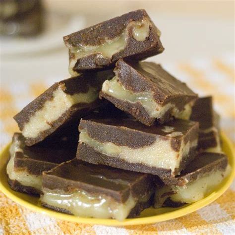 black-white-chocolate-fudge-a-homemade-chocolate image