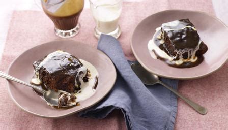 mary-berrys-easy-sticky-toffee-pudding-recipe-bbc image