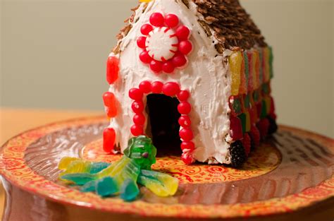 easy-gingerbread-houses-for-kids-recipe-the-spruce image
