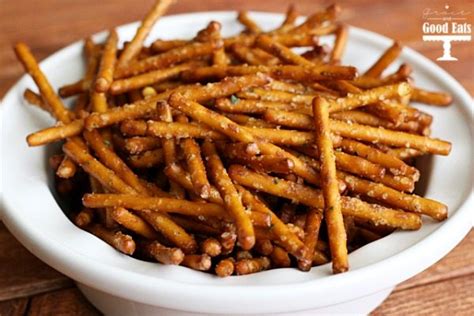 easy-spicy-pretzels-recipe-grace-and-good-eats image