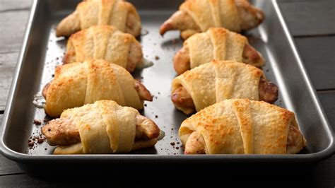 crescent-wrapped-chicken-parmesan-recipe-pillsburycom image