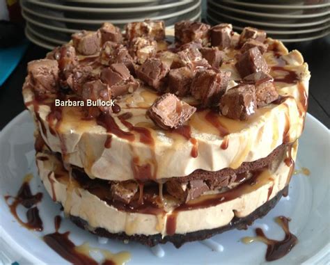snickers-peanut-butter-brownie-ice-cream image