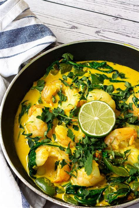 easy-prawn-curry-with-coconut-milk-knife-and-soul image