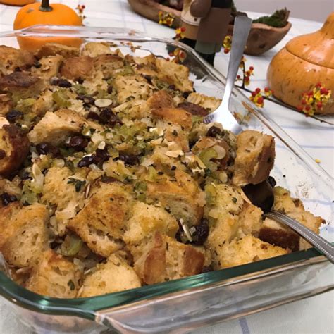 country-bread-stuffing-with-smoked image