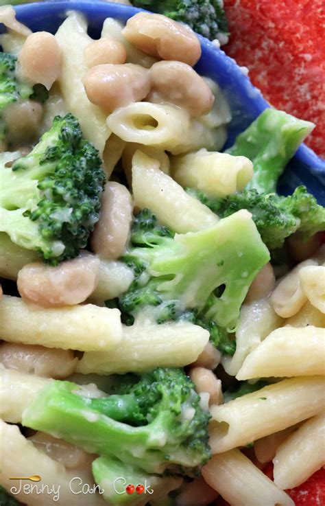 broccoli-bean-pasta-one-pan-veggie-pasta-jenny-can image