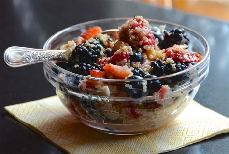 quinoa-berry-breakfast-bowl-weekend-at-the-cottage image