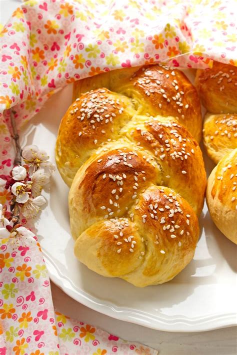 choereg-armenian-easter-bread-recipe-cookme image