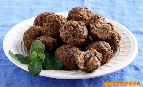 keftedes-traditional-cypriot-food-cyprus-island image
