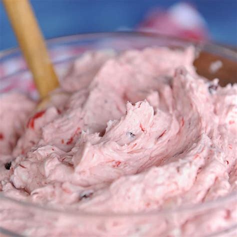 fresh-strawberry-buttercream-recipe-or-filling-sugar image