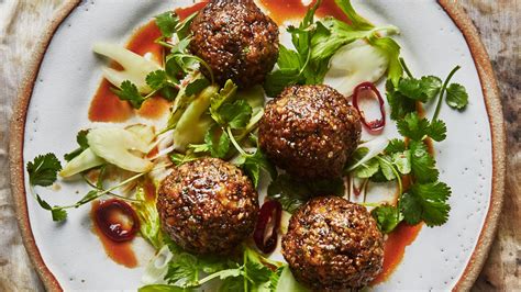 these-vegetarian-meatballs-are-our-spring-weeknight image