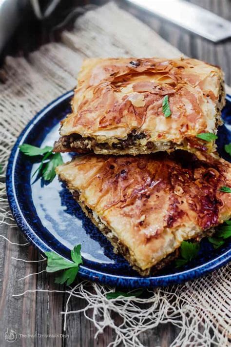 phyllo-meat-pie-egyptian-goulash-the image
