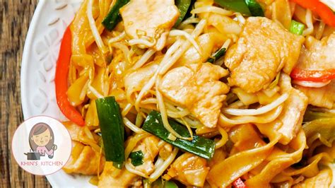 rice-noodle-stir-fry-chicken-chow-fun-khins-kitchen image