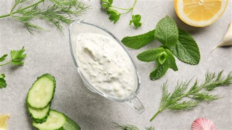 irresistible-middle-eastern-yoghurt-sauce-love-my-salad image