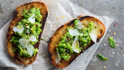 bruschetta-with-mashed-fava-beans-and-mint image